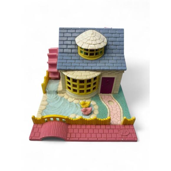 Vintage Polly Pocket Grandma's Cottage Bluebird Toys 1994 - Picture 2 of 11